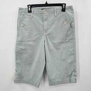 Gloria Vanderbilt Capri/Shorts Womens 14 Sage Green Bermuda Shorts Button Hem